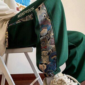 Green embroidered bear joggers Mens-LG